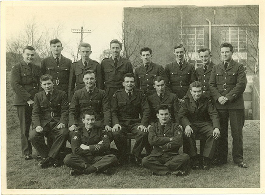 Picture of the ground wireless class 81st 'C' squadron, click image to see names.